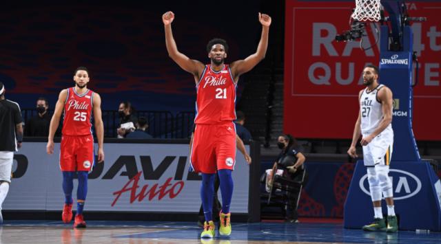 亚博体育平台-40分19篮板+绝平三分 恩比德打爆戈贝尔迈向MVP